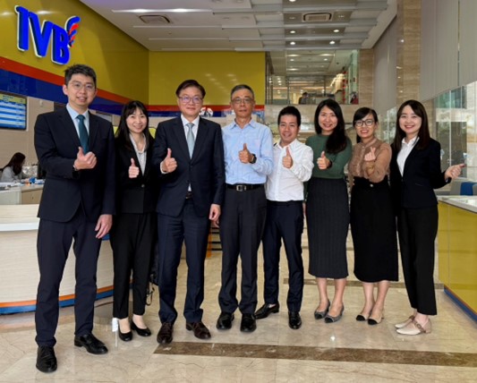 圖片說明-拜訪越南第四大國營銀行Vietcombank、第五大Military Commercial Joint Stock Bank(軍隊銀行)及Indovina Bank Ltd(世越銀行) 