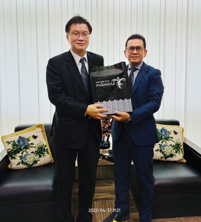 圖片說明-拜訪駐台北印尼經濟貿易代表處章溥帝(Mr.Budi Santoso)大使 